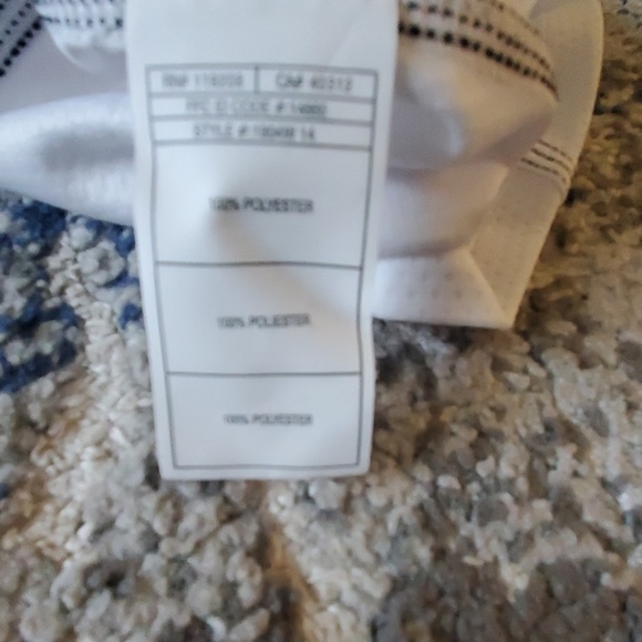 Adidas white top - Picture 4 of 4